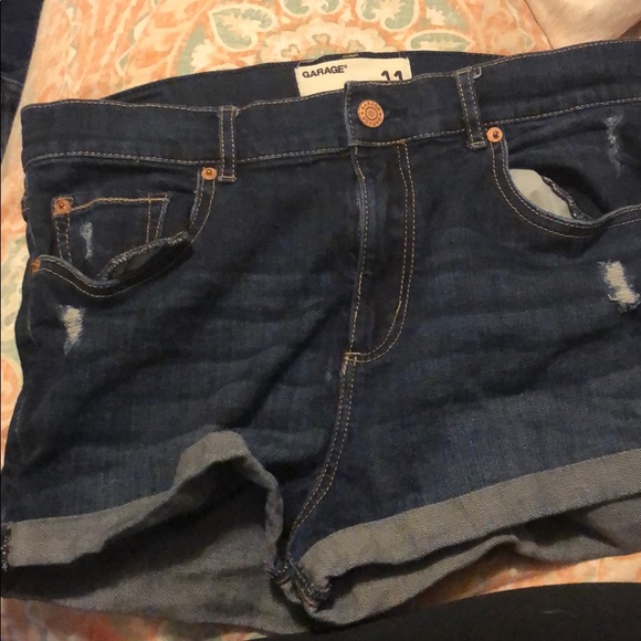 Garage Size 11 Jean shorts - Picture 2 of 5
